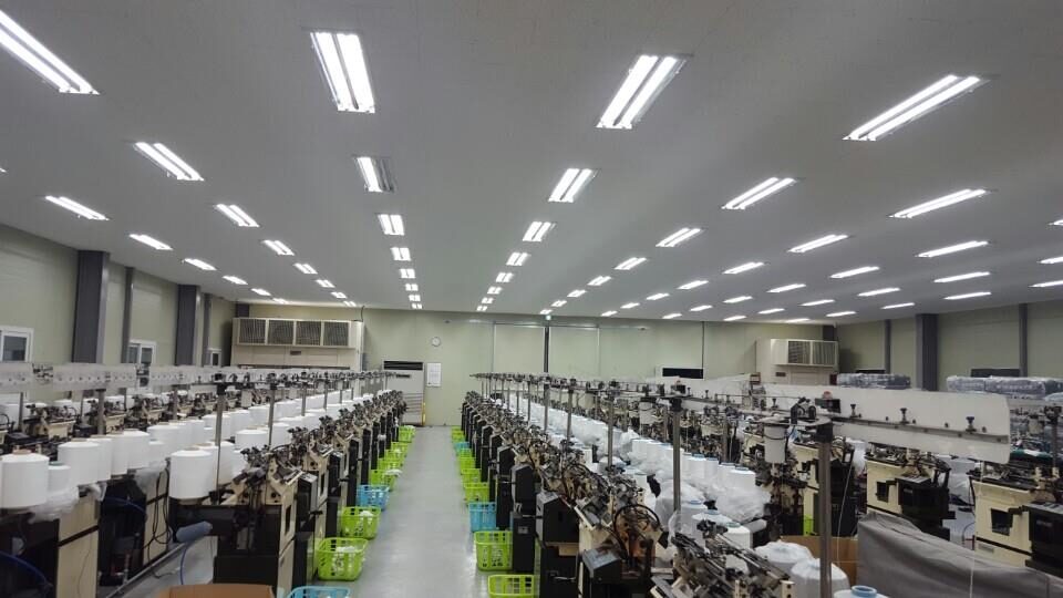 Knitting factory for OEM production